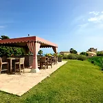 Falconara & 4* Ликата