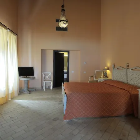 Falconara & Hotell