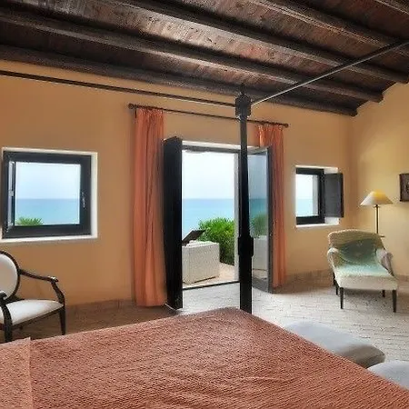 Falconara & Otel Butera