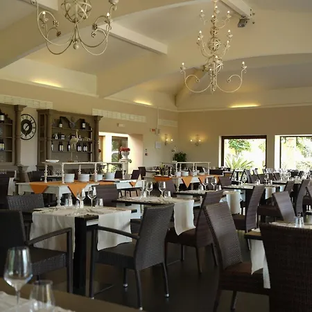 Otel Falconara & 4*