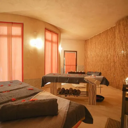 Hotell Falconara &