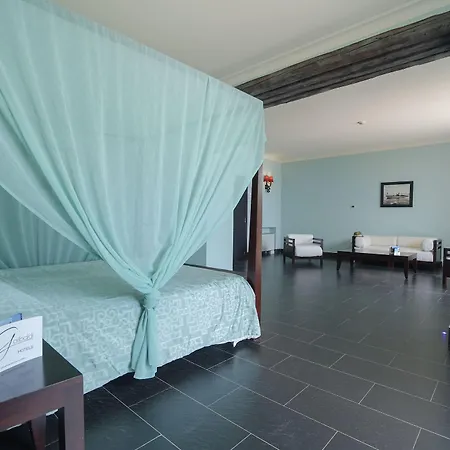 Falconara & 4* Licata