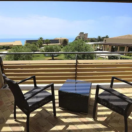 Falconara & Ξενοδοχείο 4*