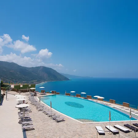Falconara & 4*