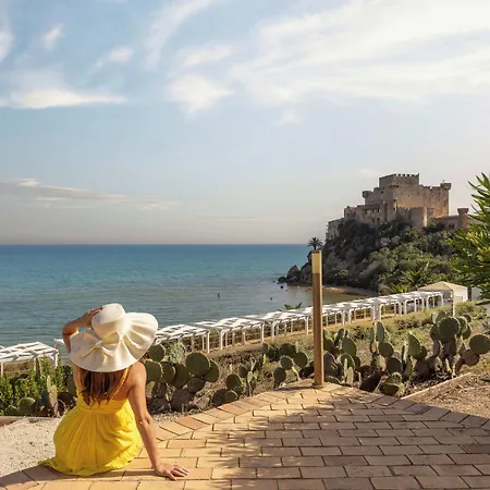 Falconara & Hotel Licata